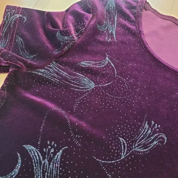 vintage 90s burgundy wine red embossed velvet short sleeved blouse goth romantic - Picture 6 of 8